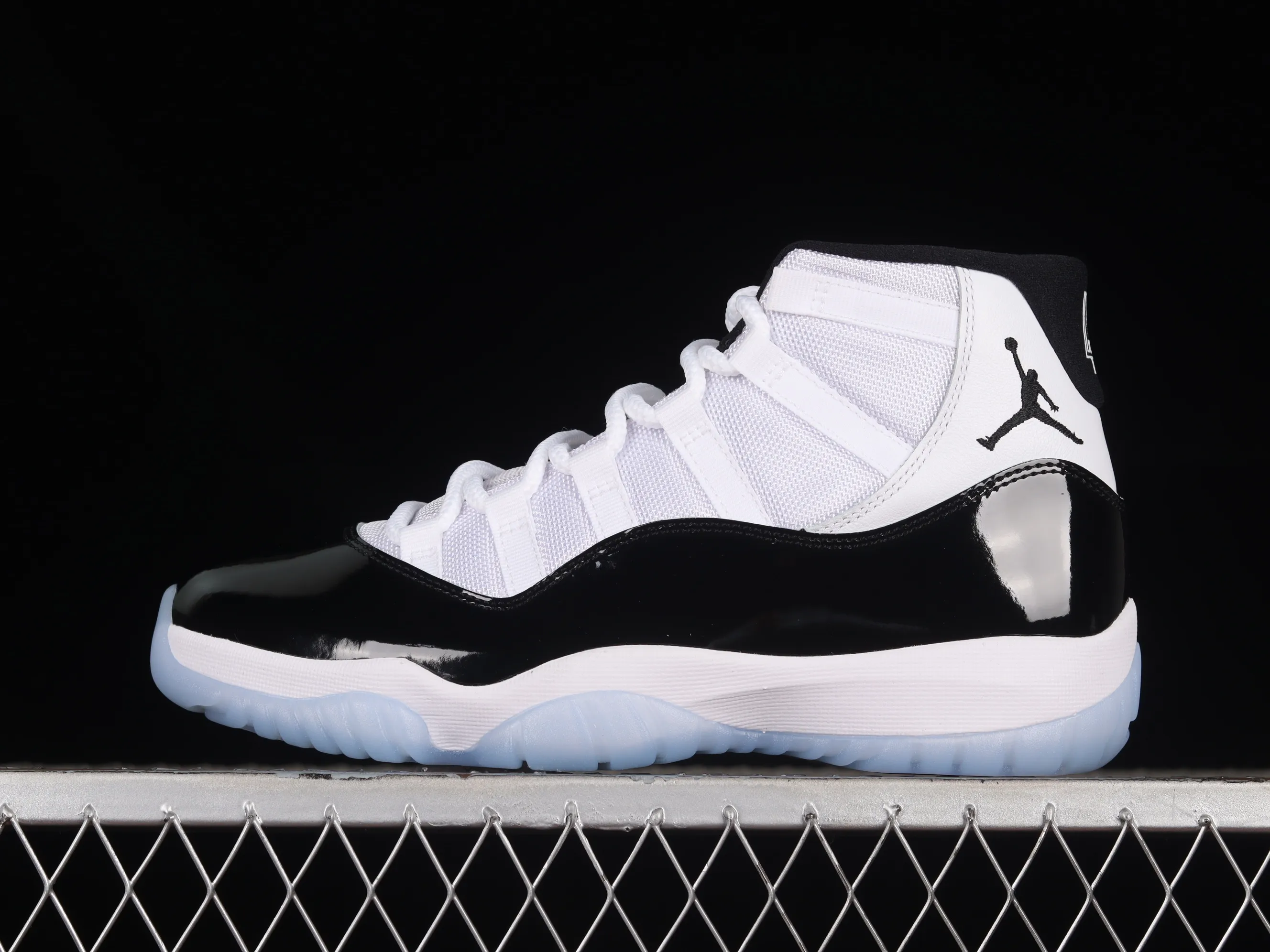 All categories Air Jordan Jordan series basketball shoes Air Jordan 11 LJR version Air Jordan 11 Concord AJ11 Joe 11 Concord black and white replica basketball shoes 378037-100